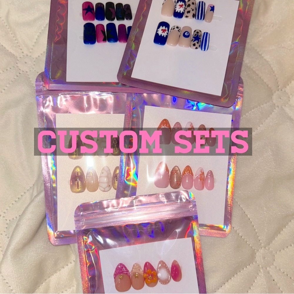 Custom Press-On Nails Set - Pink, Blue, White